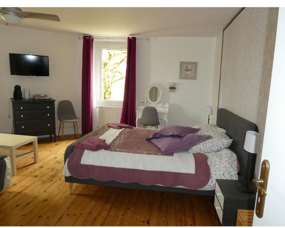 Chambres D'Hotes La Vigneronne Senouillac Ngoại thất bức ảnh
