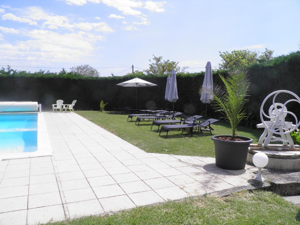 Chambres D'Hotes La Vigneronne Senouillac Ngoại thất bức ảnh
